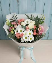 Букет цветов из:  Розы, Лизиантусы и Хризантемы в Грайвороне