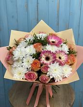 Букет цветов из:  Розы, Герберы и Хризантемы в Грайвороне