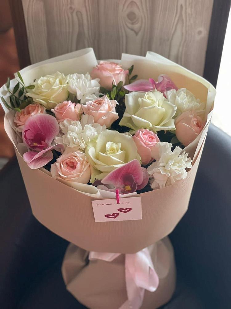 Букет цветов из: Орхидеи, Розы и Гвоздики в Грайвороне