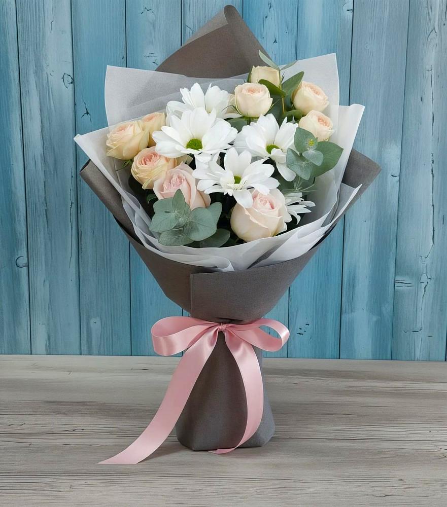 Букет цветов из: Хризантемы и Розы в Грайвороне
