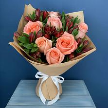Букет цветов из:  Розы и Альстромерии в Грайвороне