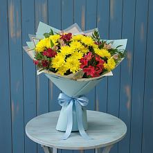 Букет цветов из:  Альстромерии и Хризантемы в Грайвороне