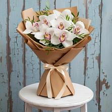 Букет цветов из:  Орхидеи и Розы в Грайвороне